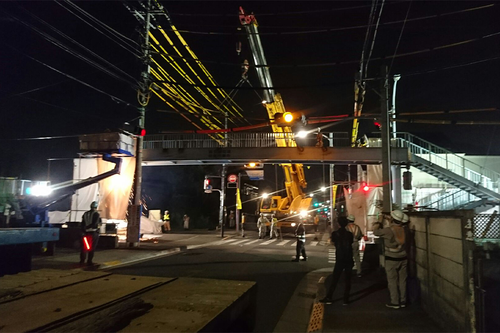 スケルトン解体